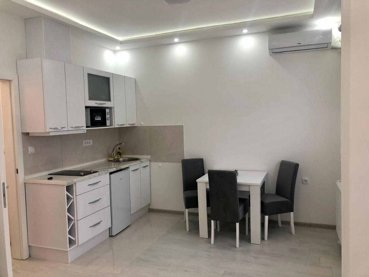 Apartman Silver Star Сомбор Экстерьер фото